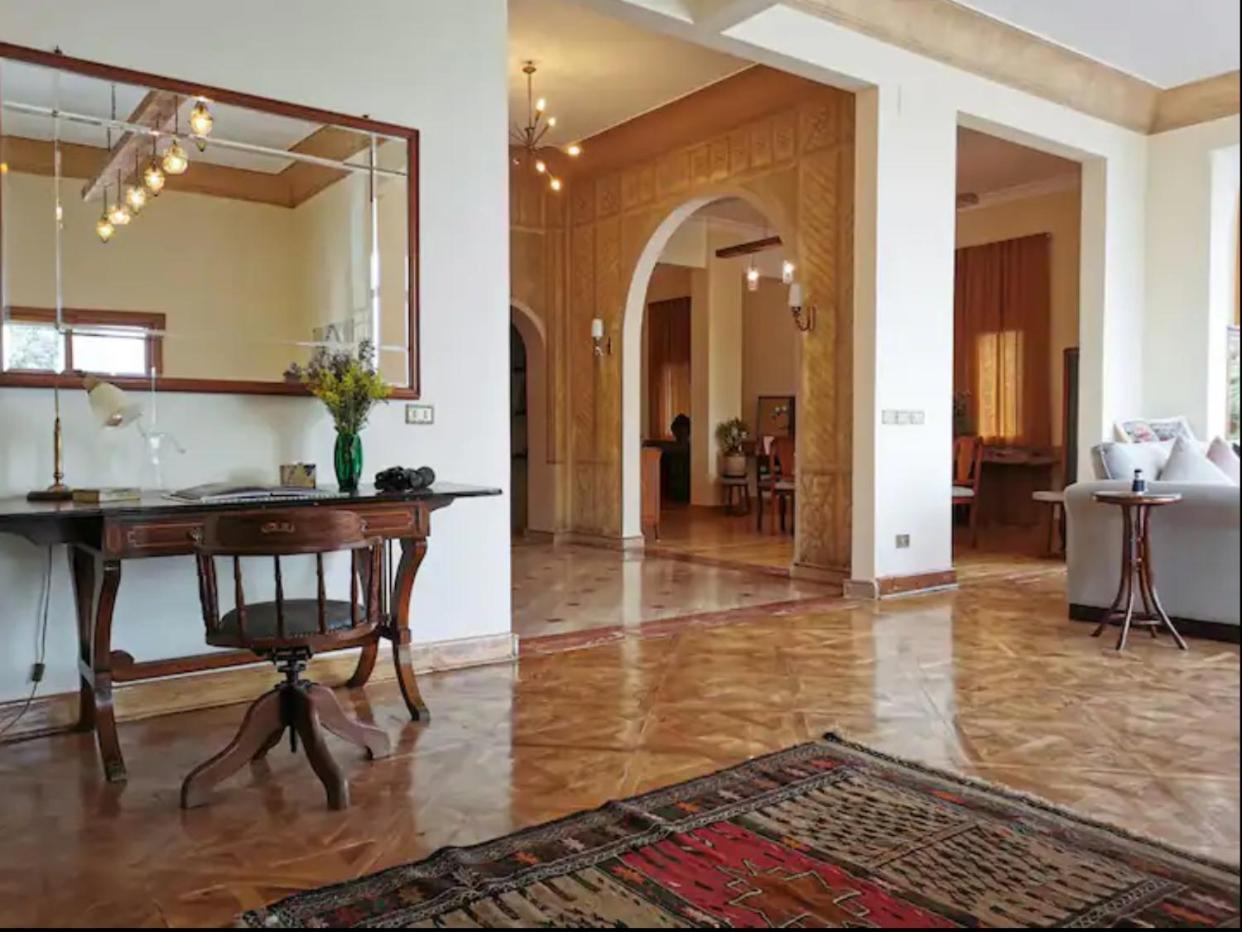 Luxury On The Nile - Zamalek Apartments カイロ エクステリア 写真